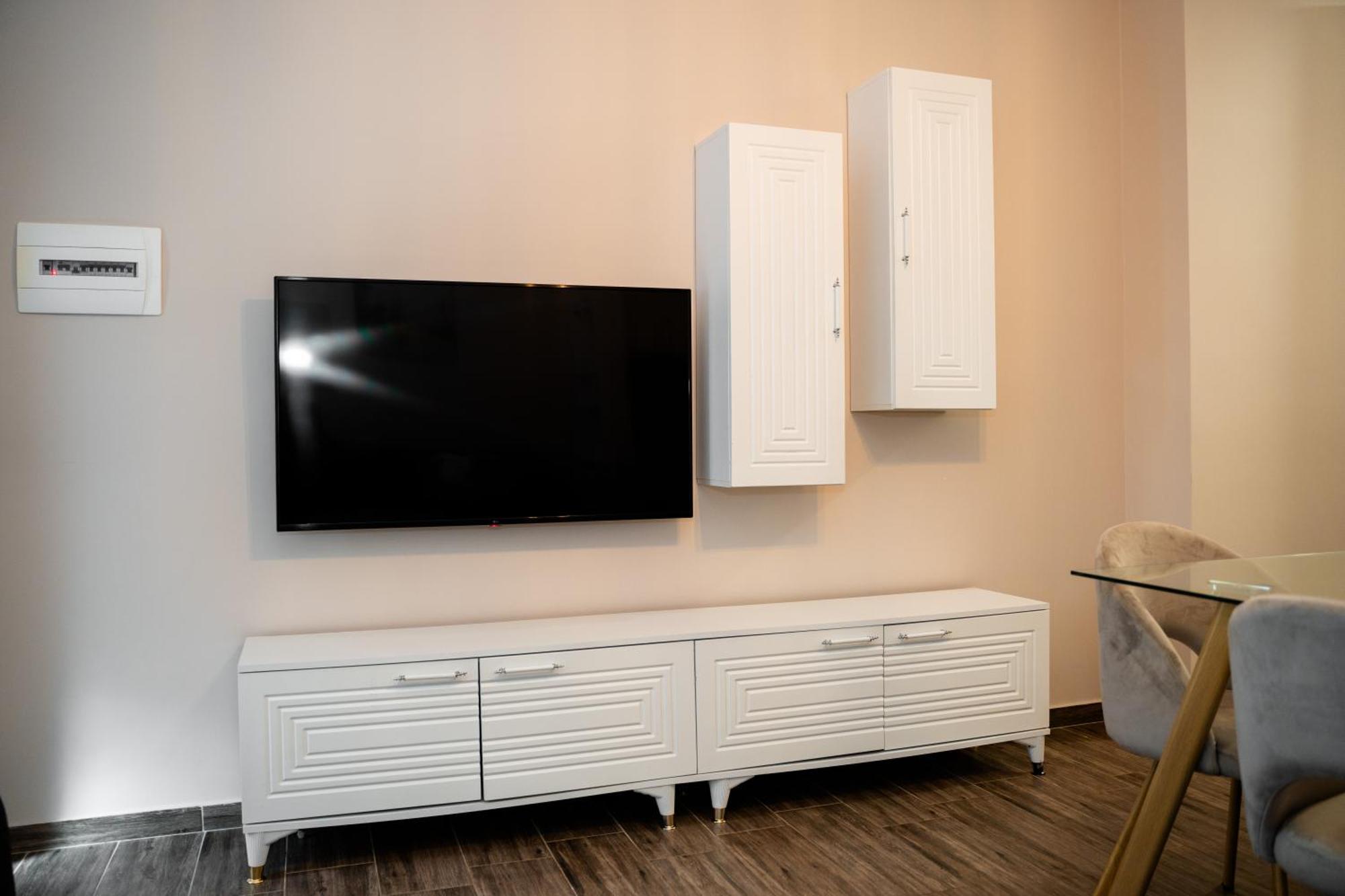 Sunnydream Apartaments Saranda Esterno foto