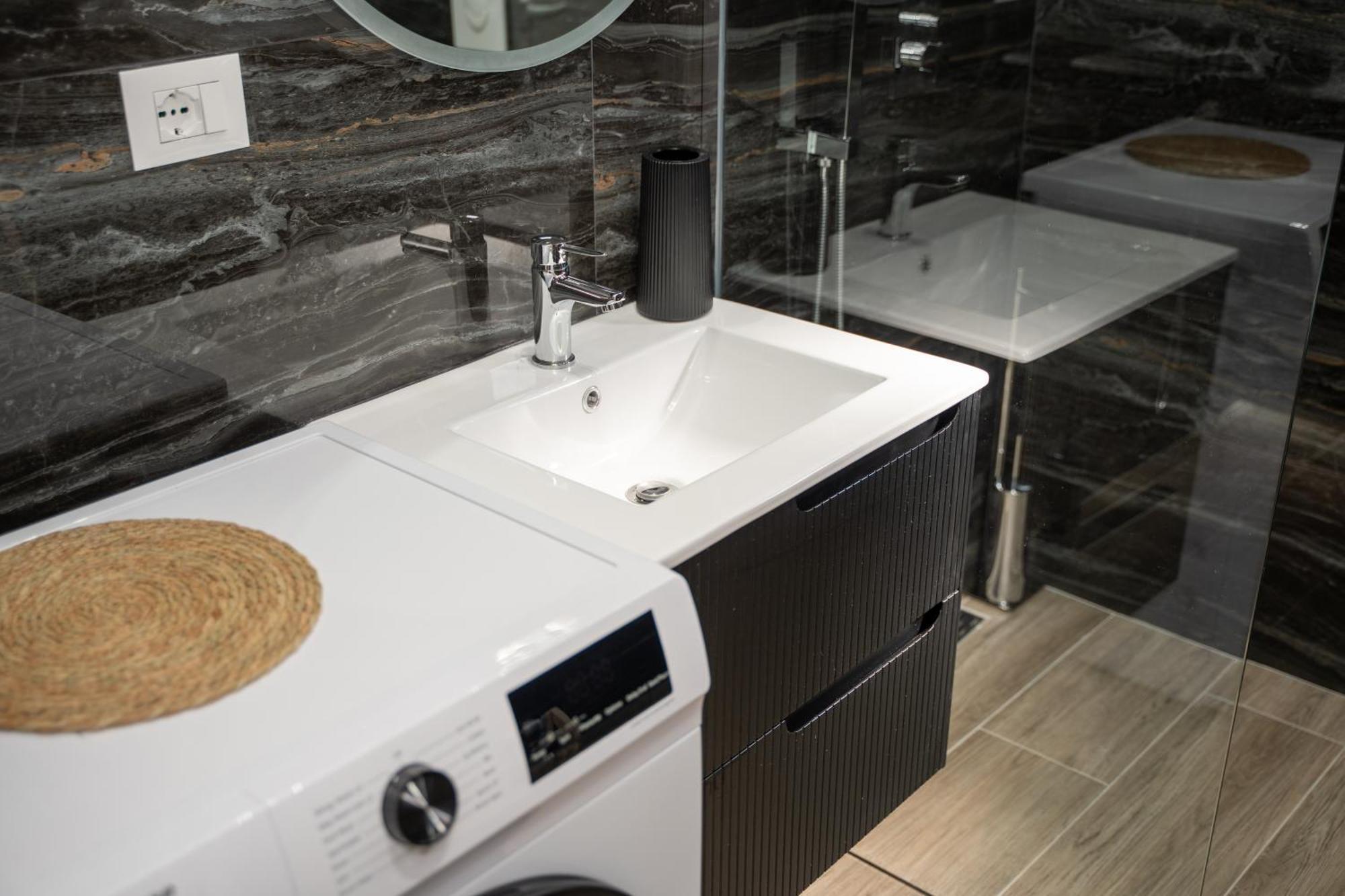Sunnydream Apartaments Saranda Esterno foto