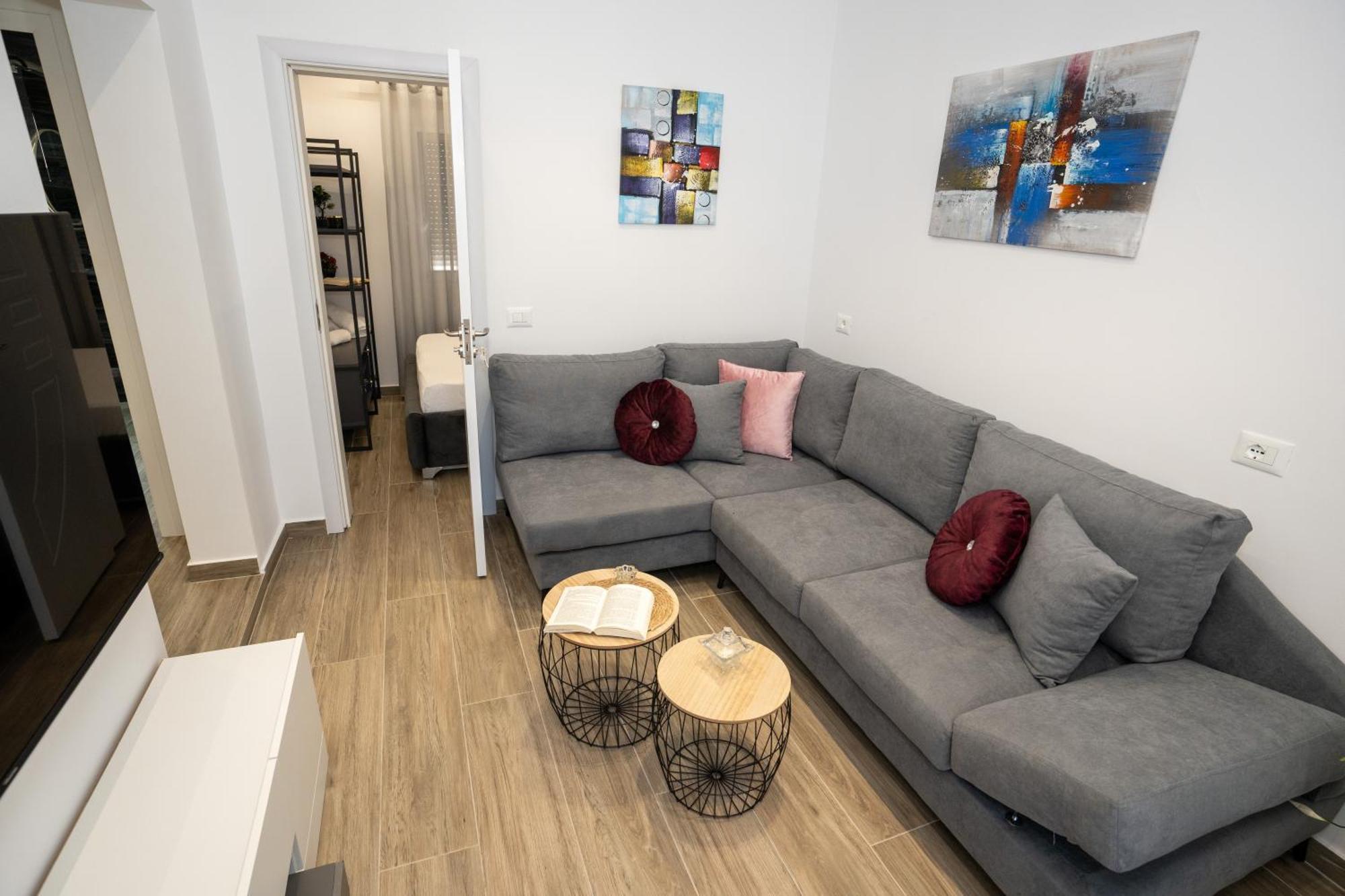 Sunnydream Apartaments Saranda Esterno foto