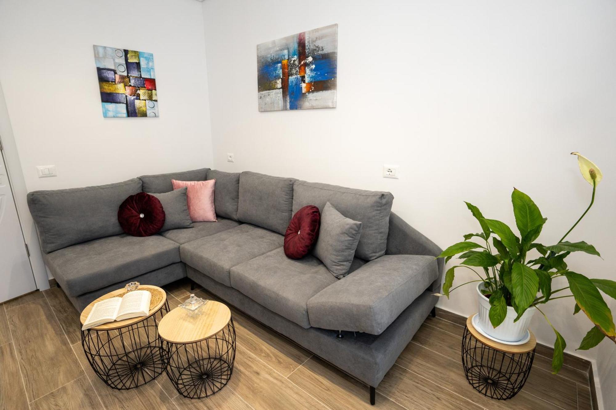 Sunnydream Apartaments Saranda Esterno foto
