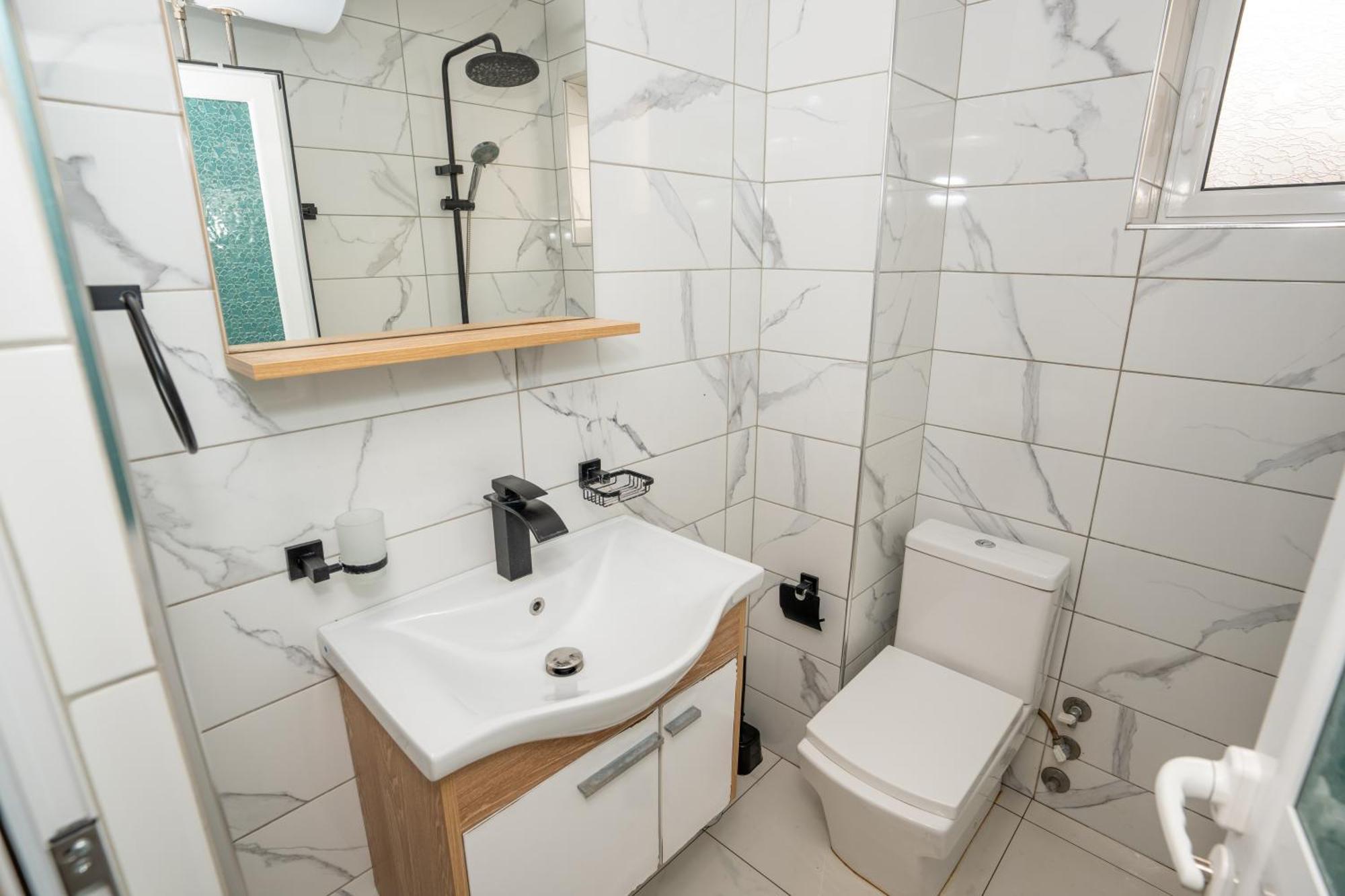Sunnydream Apartaments Saranda Esterno foto